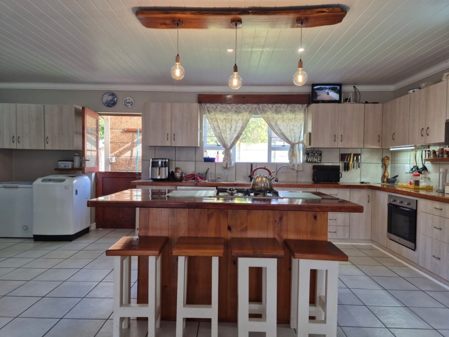 3 Bedroom Property for Sale in Stilbaai Wes Western Cape